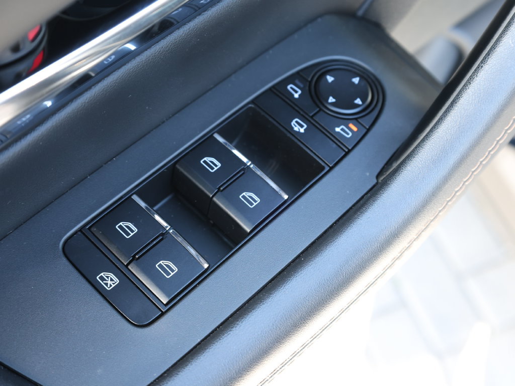 Used 2026 MAZDA CX-90 Plug-In Hybrid w/Premium Sport AWD/4WD image 13