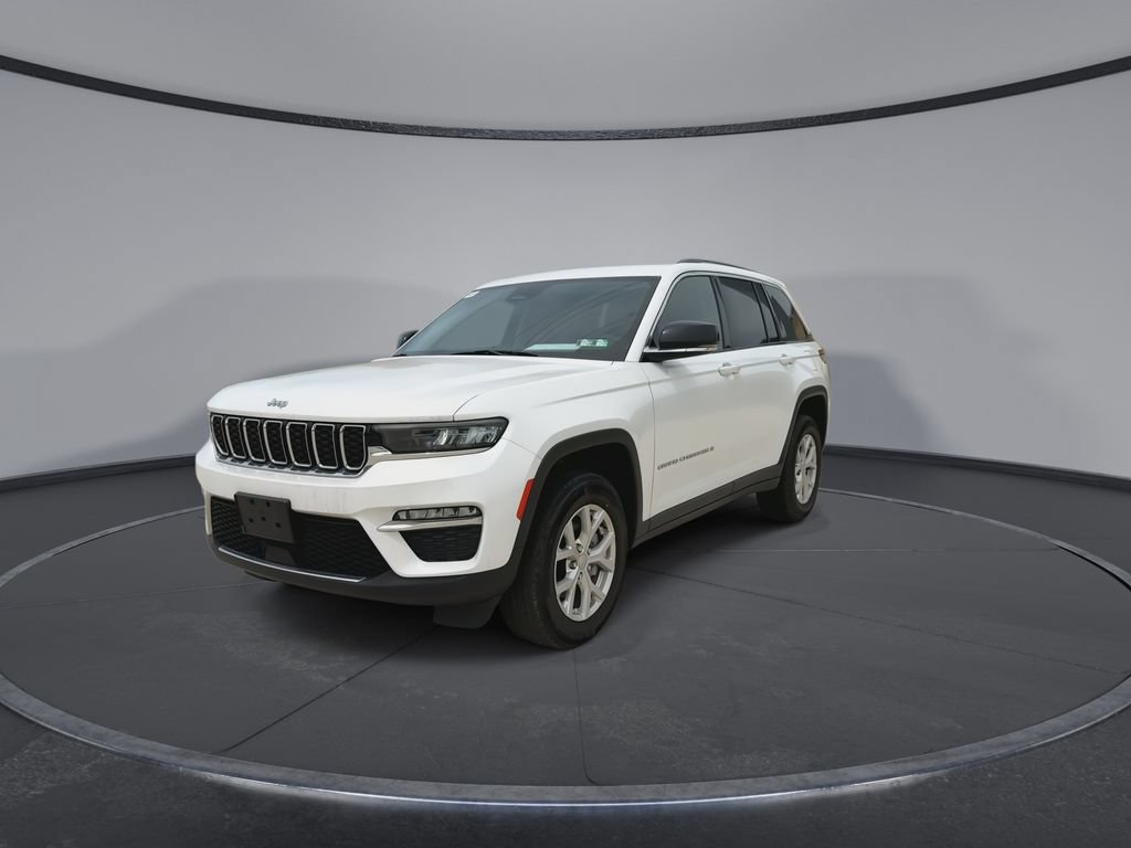 Used 2023 Jeep Grand Cherokee Limited AWD/4WD image 4