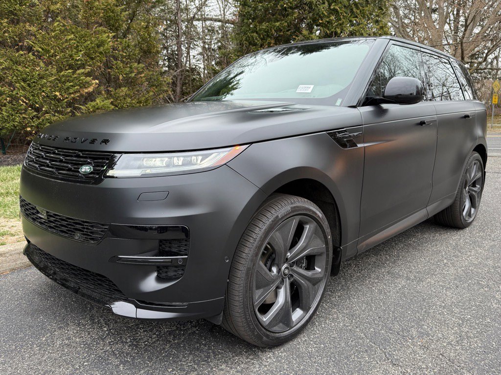 New 2025 Land Rover Range Rover Sport Dynamic SE image 1