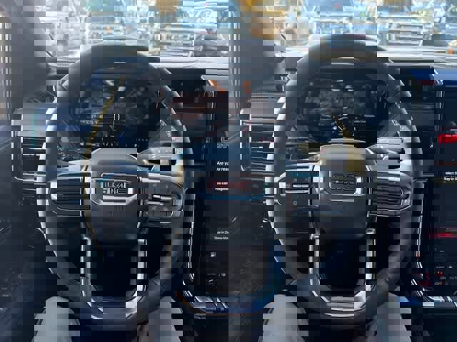 New 2026 GMC Yukon Elevation image 19