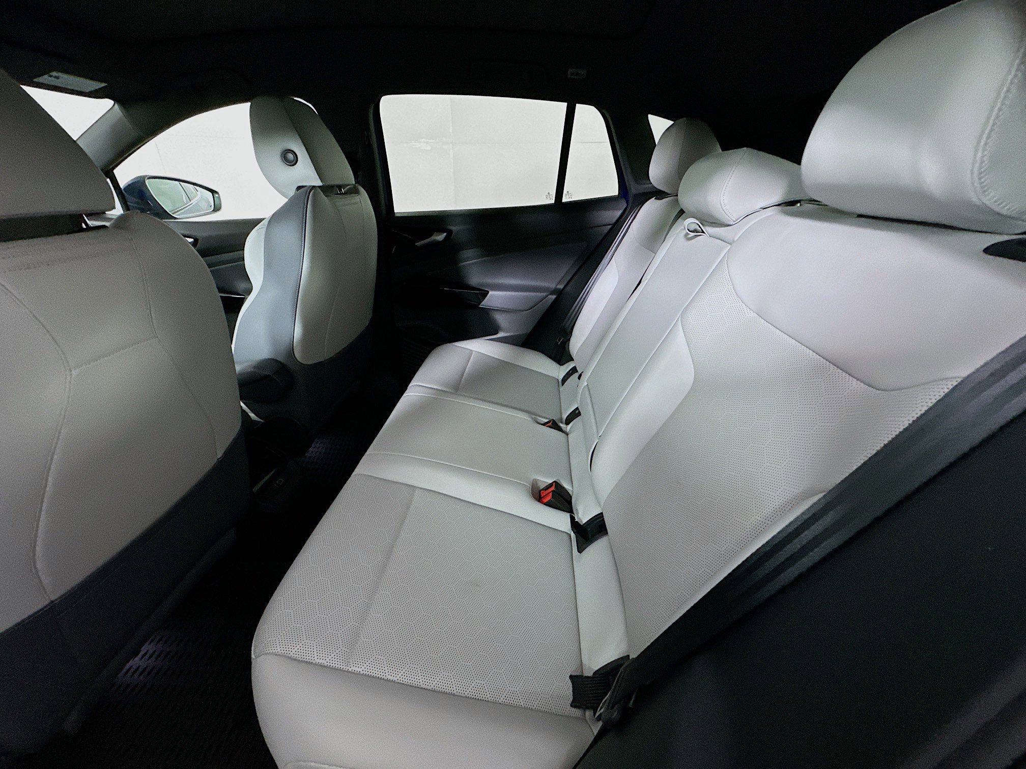 Used 2022 Volkswagen ID.4 Pro S w/ Gradient Package image 28