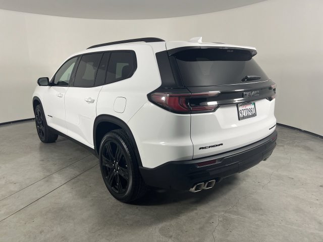 Used 2026 GMC Acadia Elevation w/ Black Edition FWD image 6