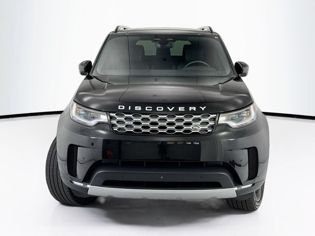 Certified 2025 Land Rover Discovery S AWD/4WD image 2
