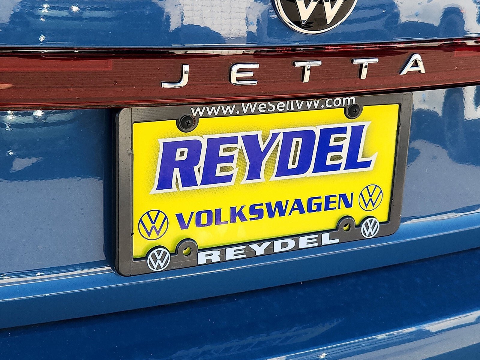 New 2027 Volkswagen Jetta SE FWD image 21