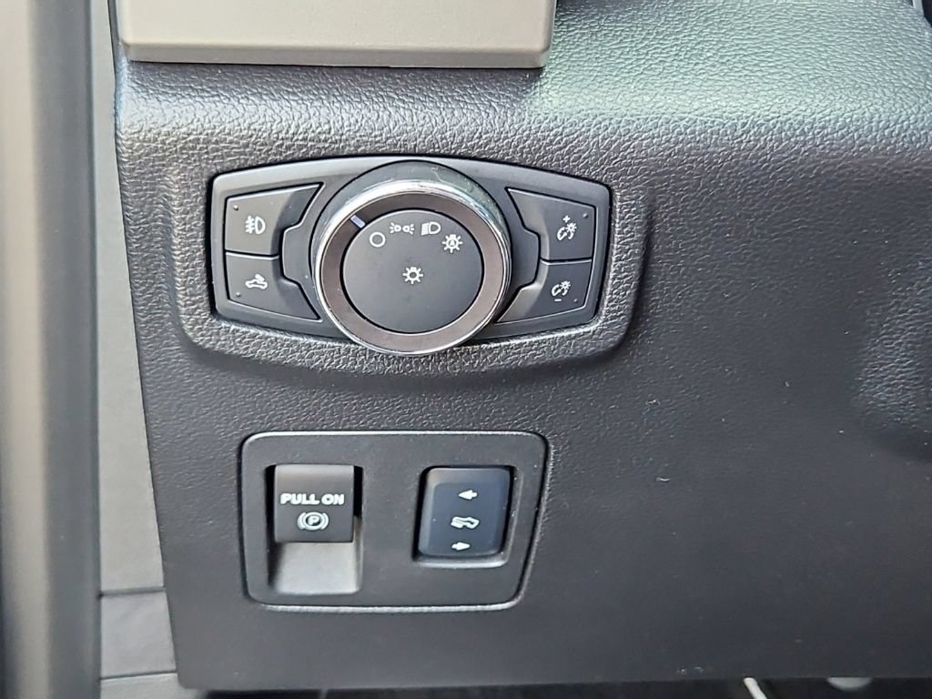 Used 2018 Ford F150 Lariat AWD/4WD image 14