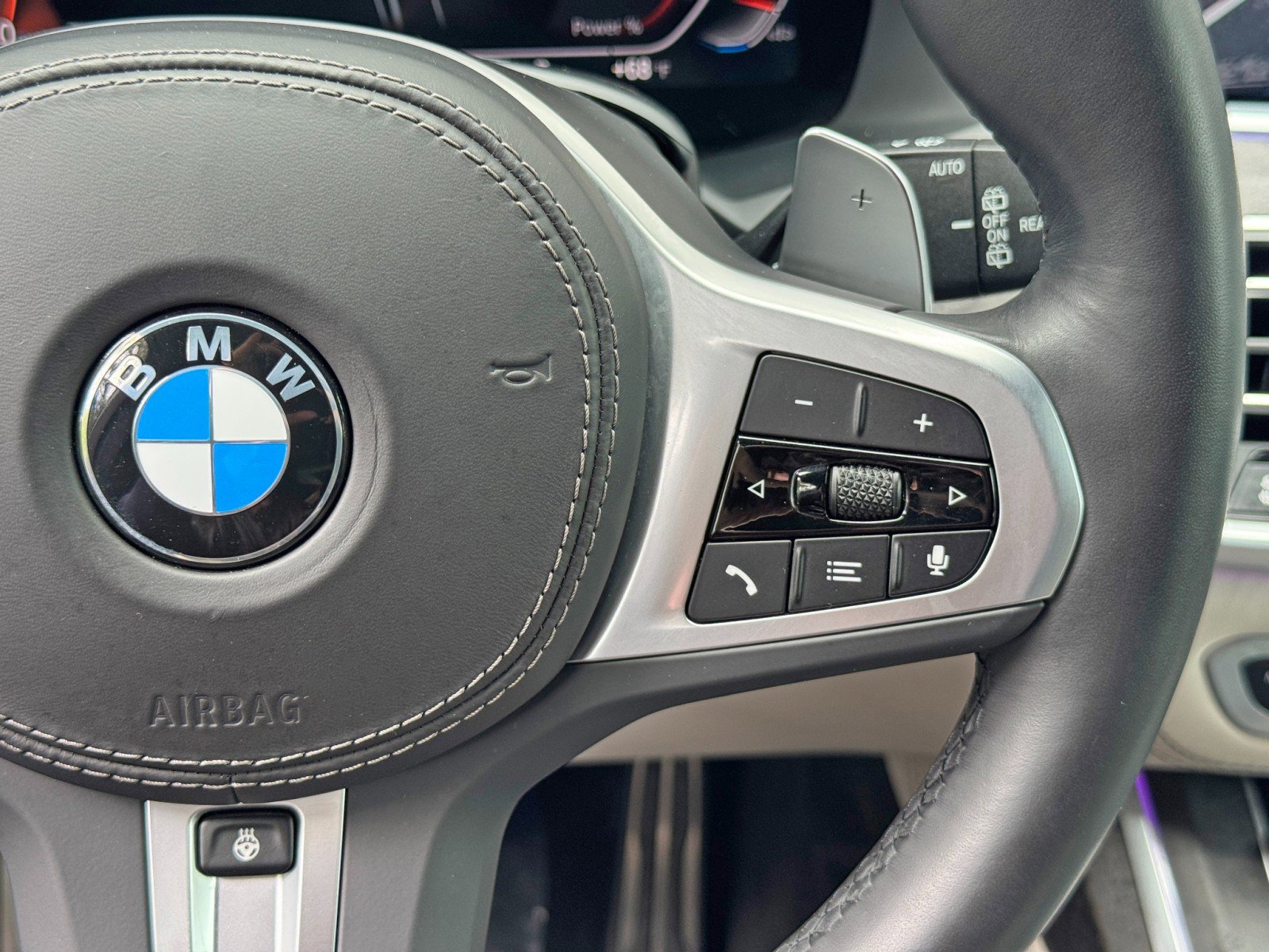 Used 2022 BMW X7 xDrive40i w/ M Sport Package AWD/4WD image 24