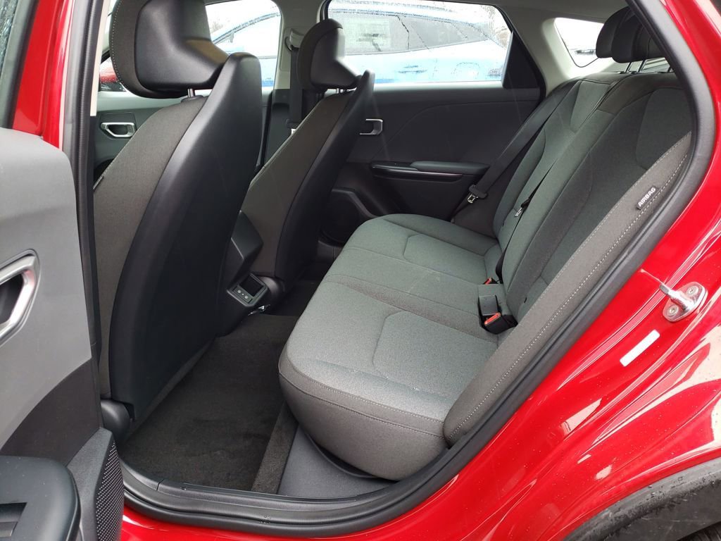 New 2025 Kia K4 LXS image 23