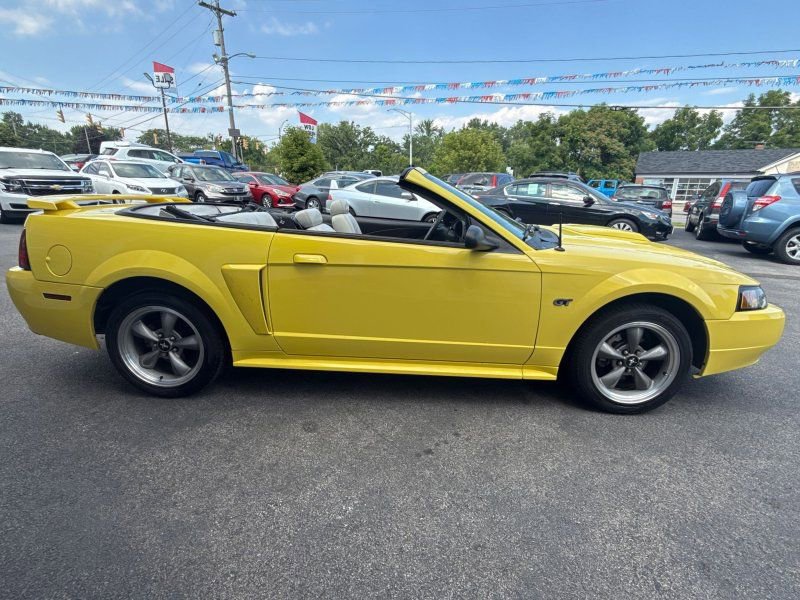 Used 2001 Ford Mustang GT image 3