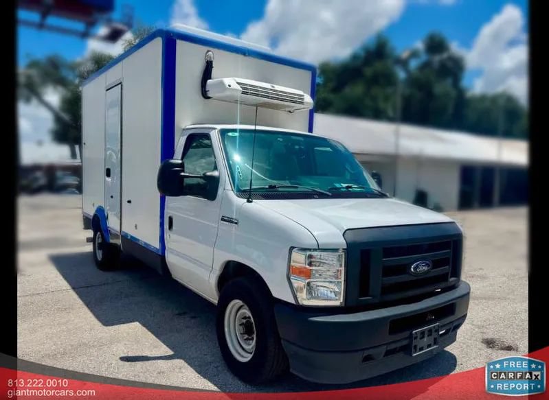 Used 2023 Ford E-350 and Econoline 350 Super Duty w/ Power Windows & Locks Group RWD image 3