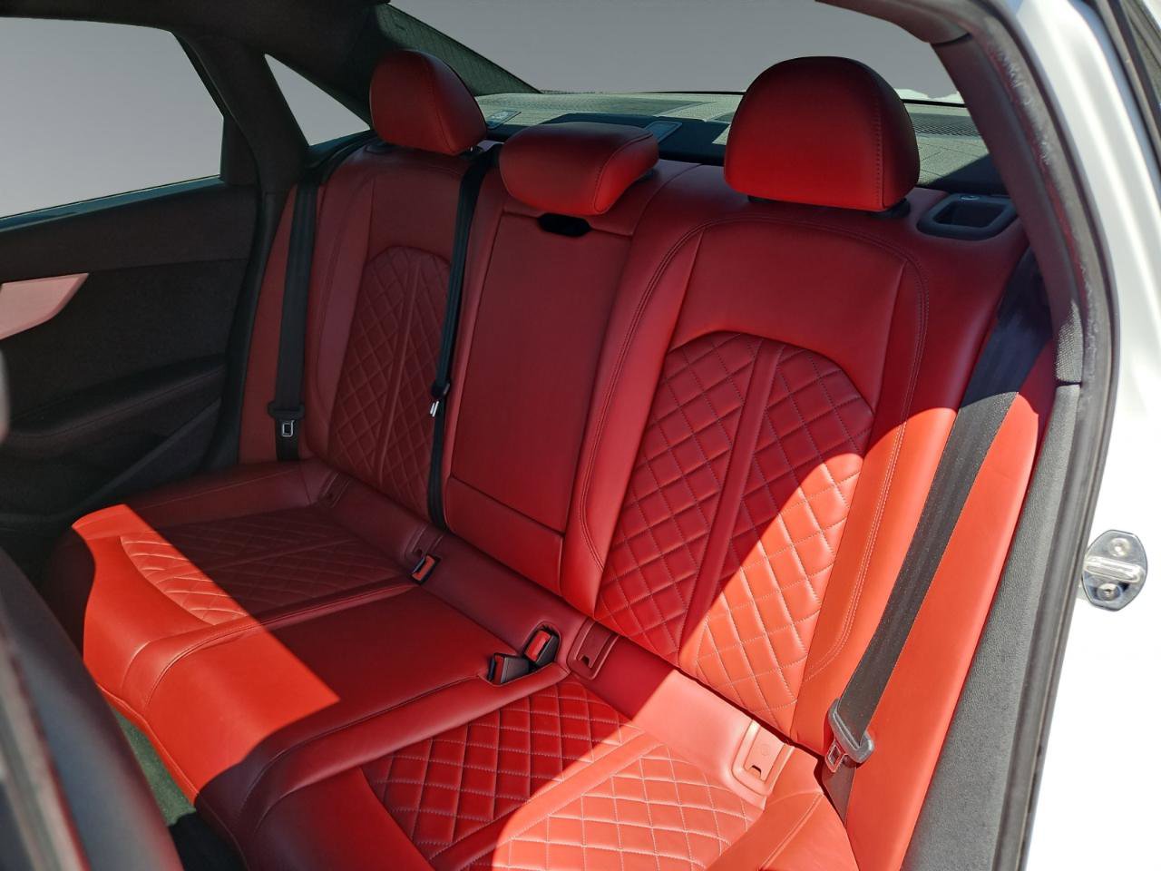 Used 2019 Audi S4 Premium Plus w/ Premium Plus Package AWD/4WD image 13