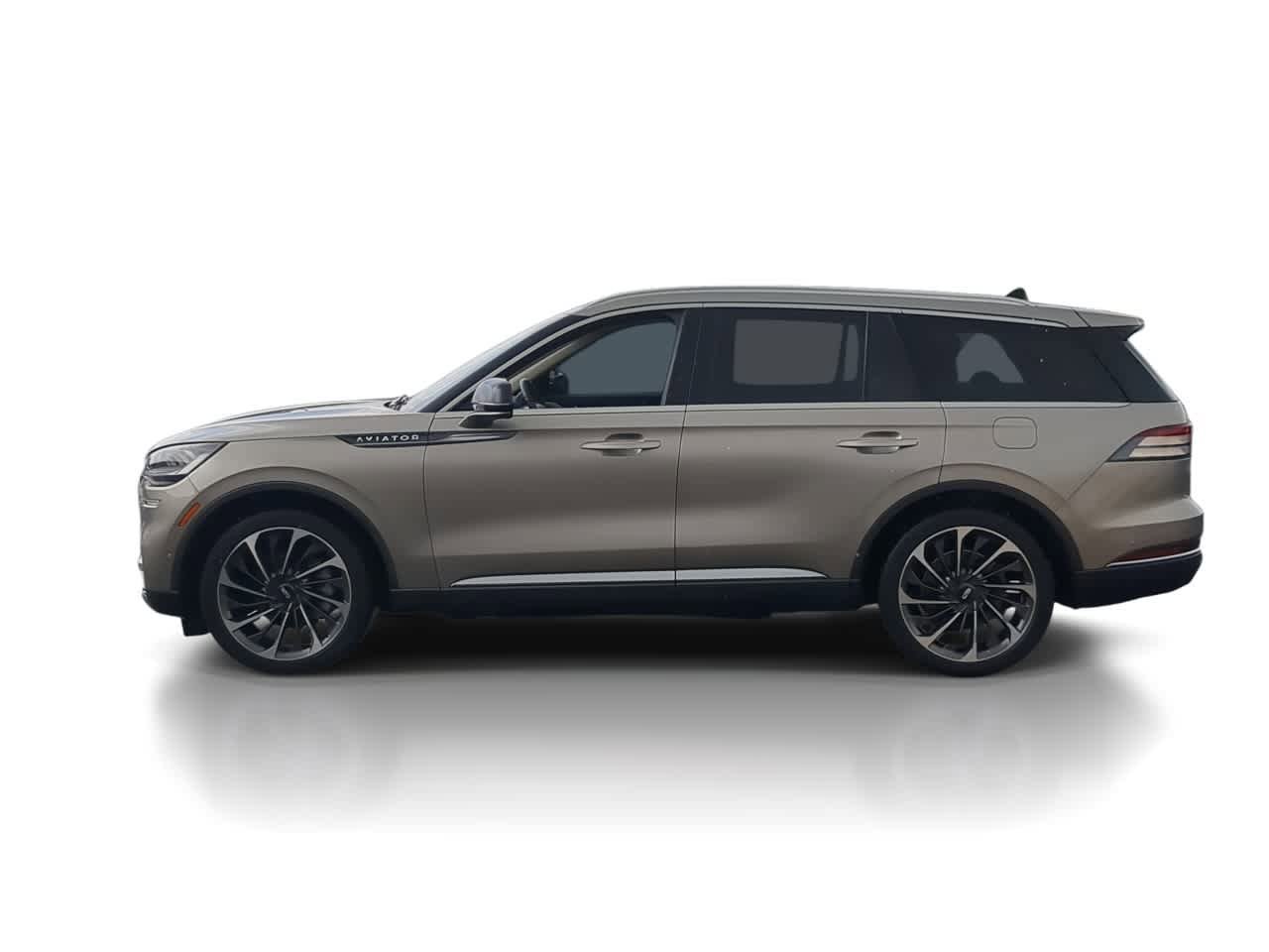 Used 2023 Lincoln Aviator Reserve w/ Equipment Group 201A RWD image 5