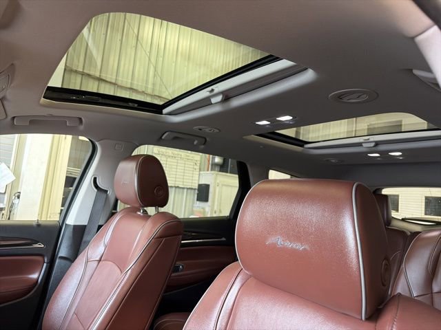 Used 2021 Buick Enclave Avenir w/ Avenir Technology Package image 35