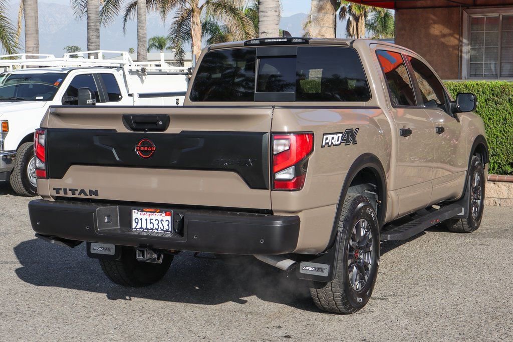 Used 2023 Nissan Titan PRO-4X w/ Pro-4x Convenience Package AWD/4WD image 9