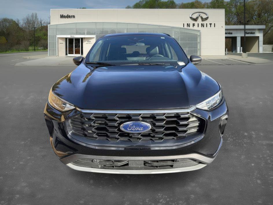 Used 2025 Ford Escape ST-Line w/ Tech Pack #1 image 2