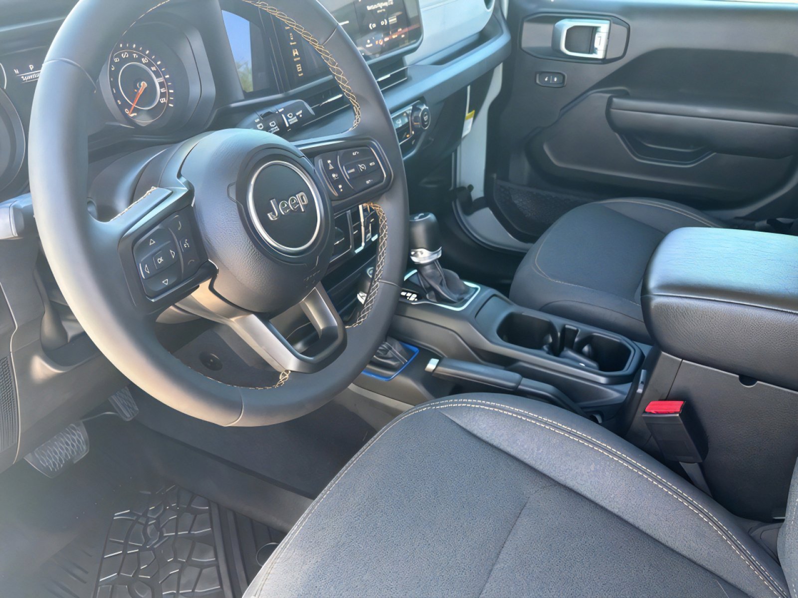 Used 2024 Jeep Wrangler Sport S image 18