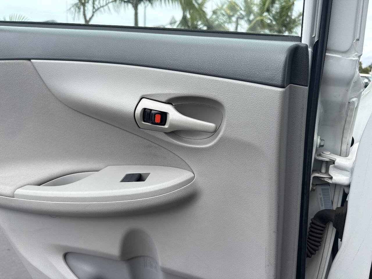 Used 2009 Toyota Corolla LE FWD image 22