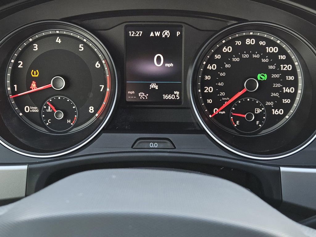 Used 2021 Volkswagen Atlas Cross Sport SE w/ Panoramic Sunroof Package image 19