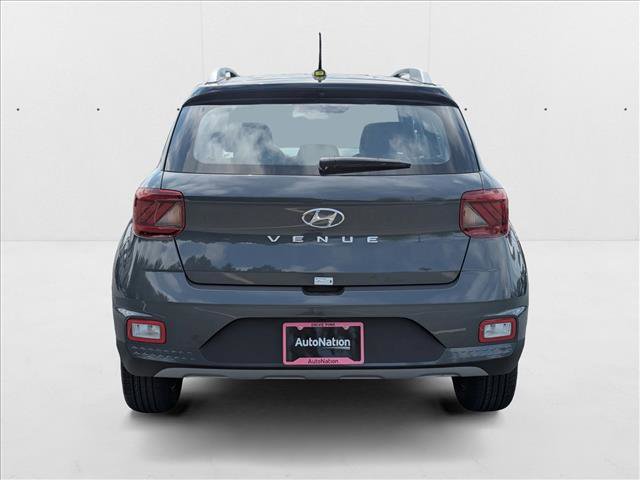 New 2025 Hyundai Venue Limited image 10