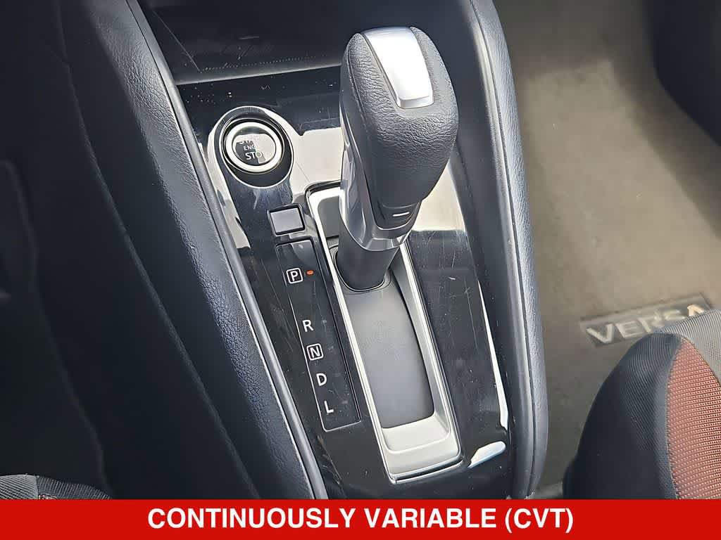 Used 2024 Nissan Versa SR FWD image 32