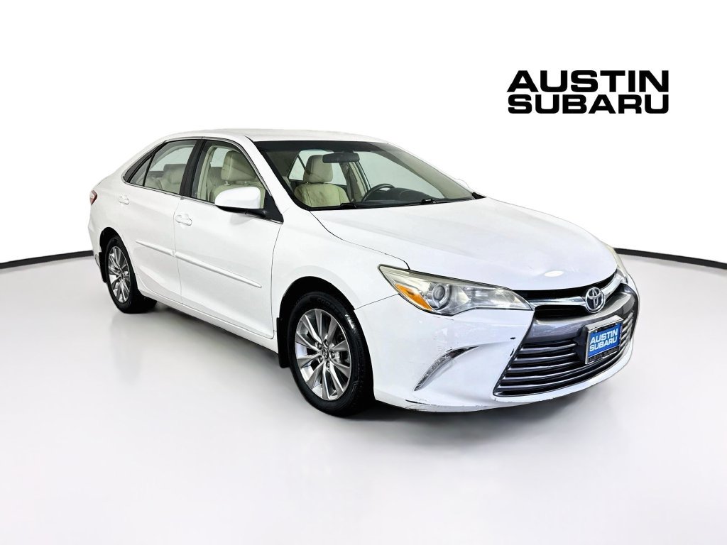Used 2015 Toyota Camry XLE FWD image 1