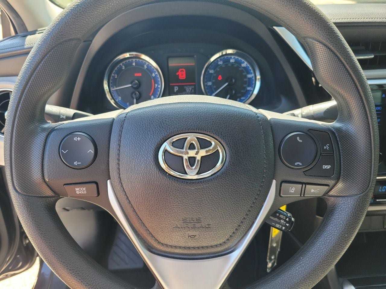Used 2019 Toyota Corolla LE FWD image 18
