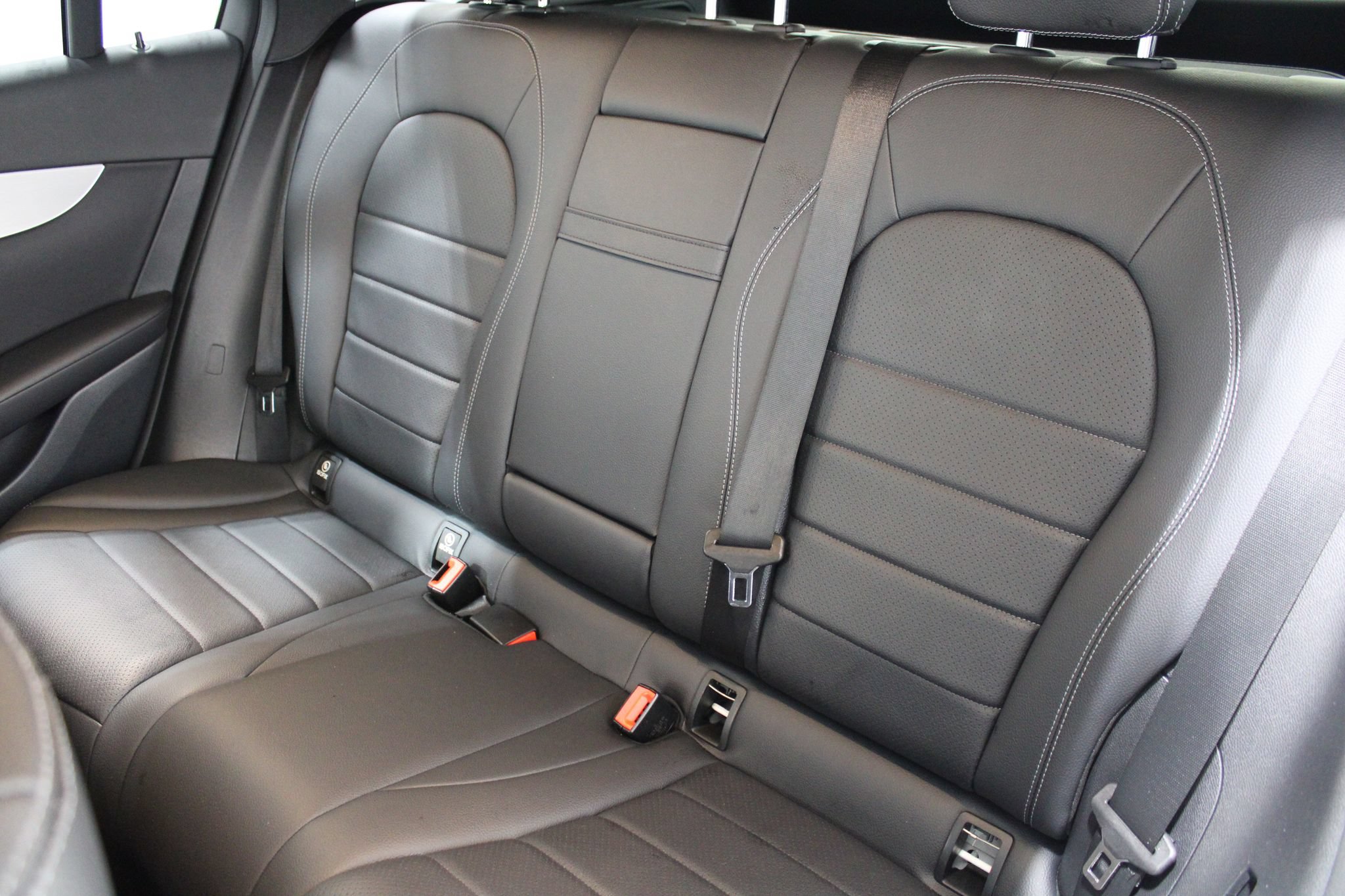 Used 2021 Mercedes-Benz GLC 300 image 18