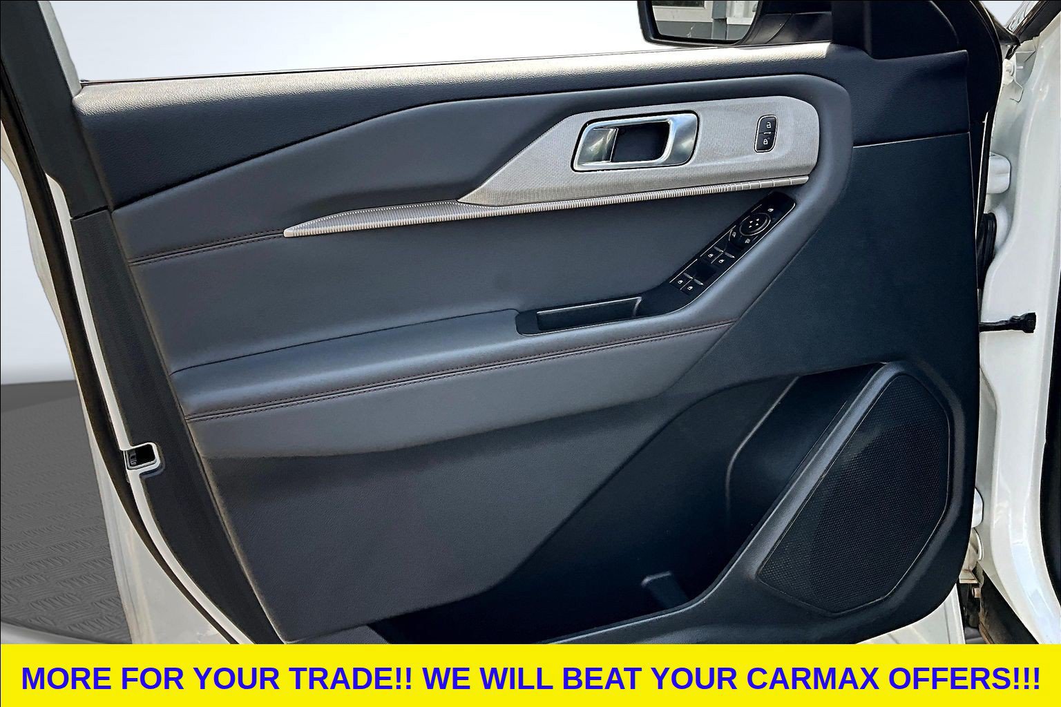 Used 2026 Ford Explorer Active RWD image 18