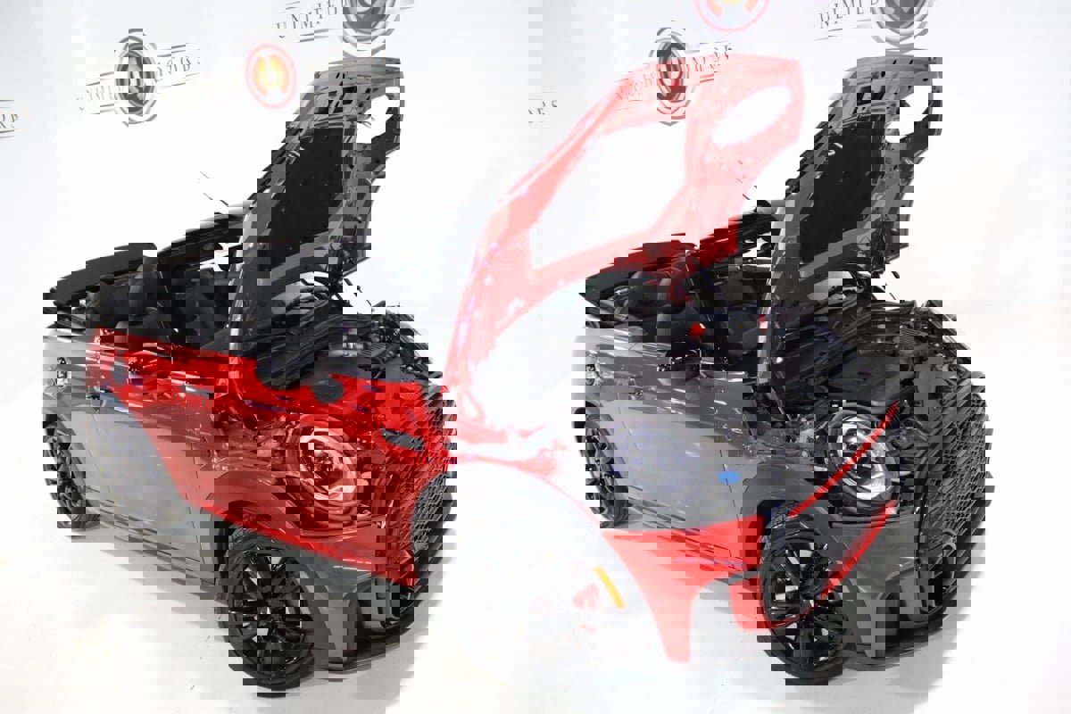 Used 2022 MINI Cooper John Cooper Works w/ Premium Package image 21