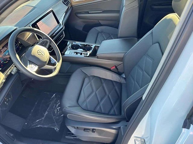 New 2026 Volkswagen Atlas SE image 7