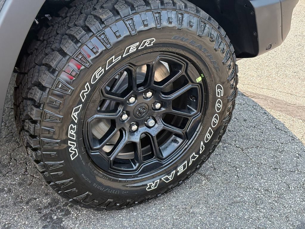 Used 2022 RAM 2500 Laramie AWD/4WD image 9