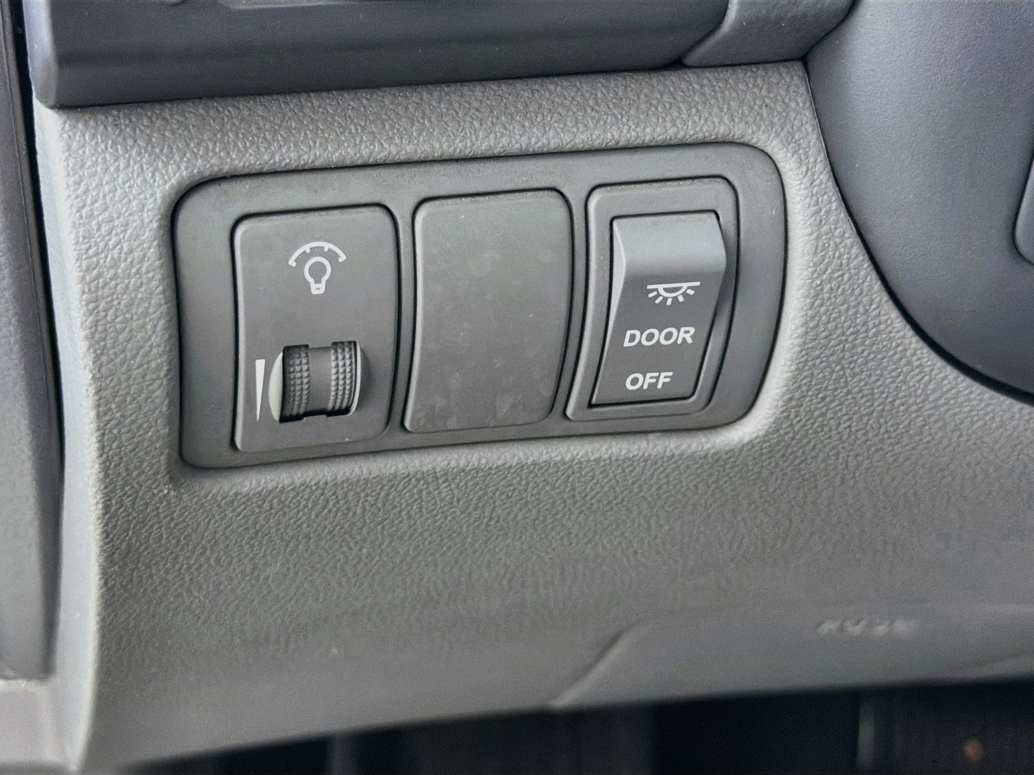 Used 2012 Kia Sedona LX w/ PWR Pkg FWD image 16