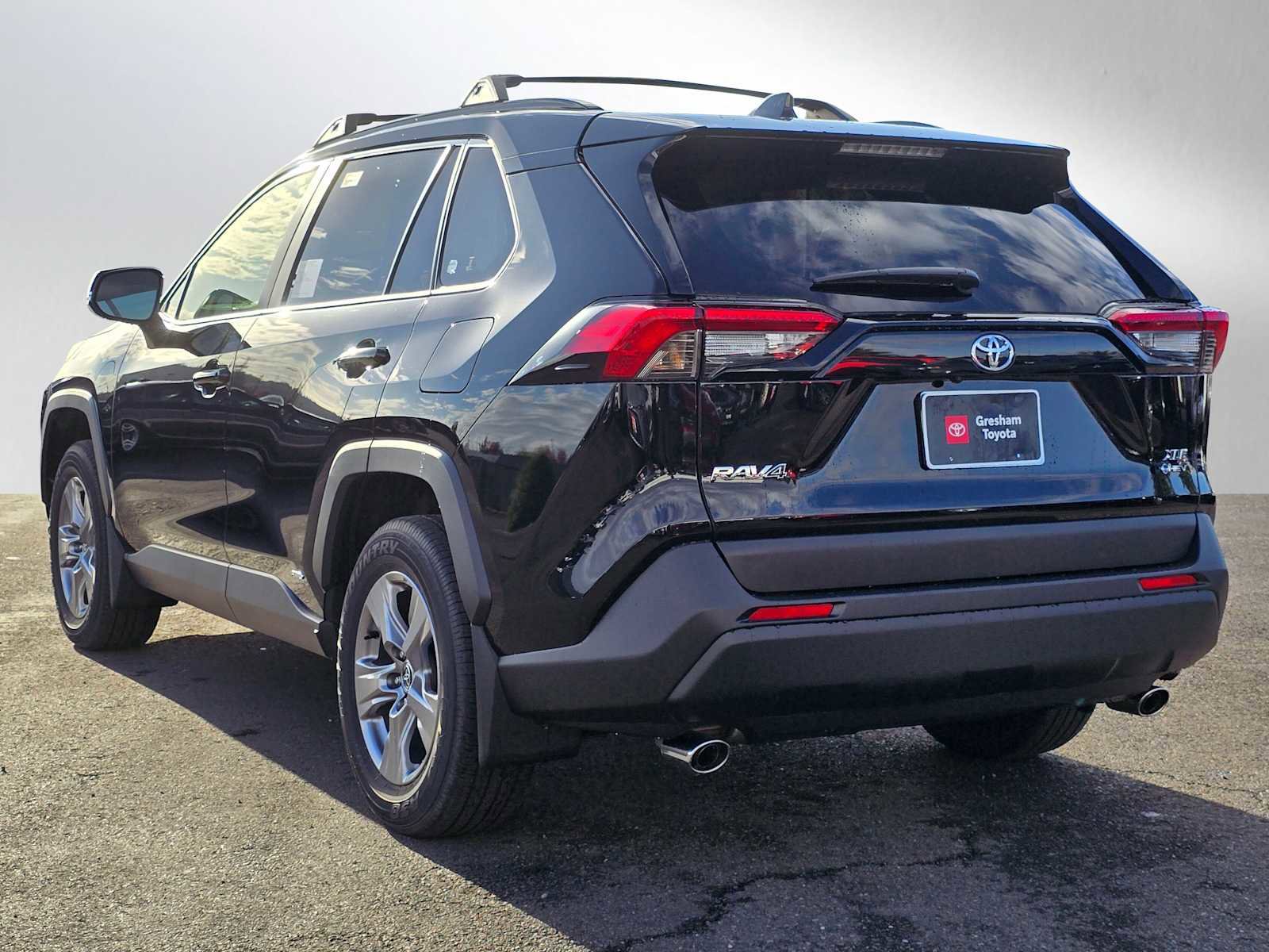 Certified 2025 Toyota RAV4 XLE image 5