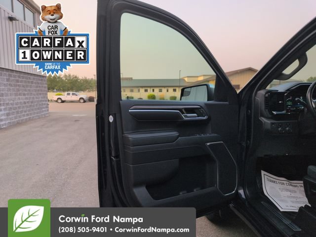 Used 2024 Chevrolet Silverado 1500 LT AWD/4WD image 10