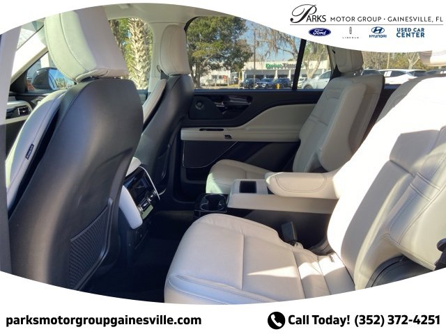 Certified 2025 Lincoln Aviator Reserve image 12