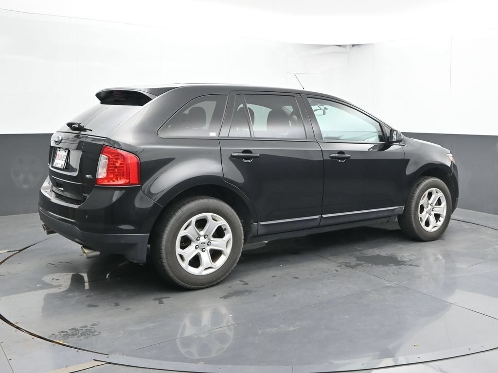 Used 2013 Ford Edge SEL FWD image 3