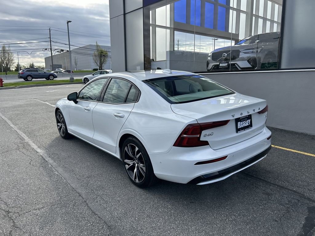 Certified 2025 Volvo S60 B5 Plus FWD image 6