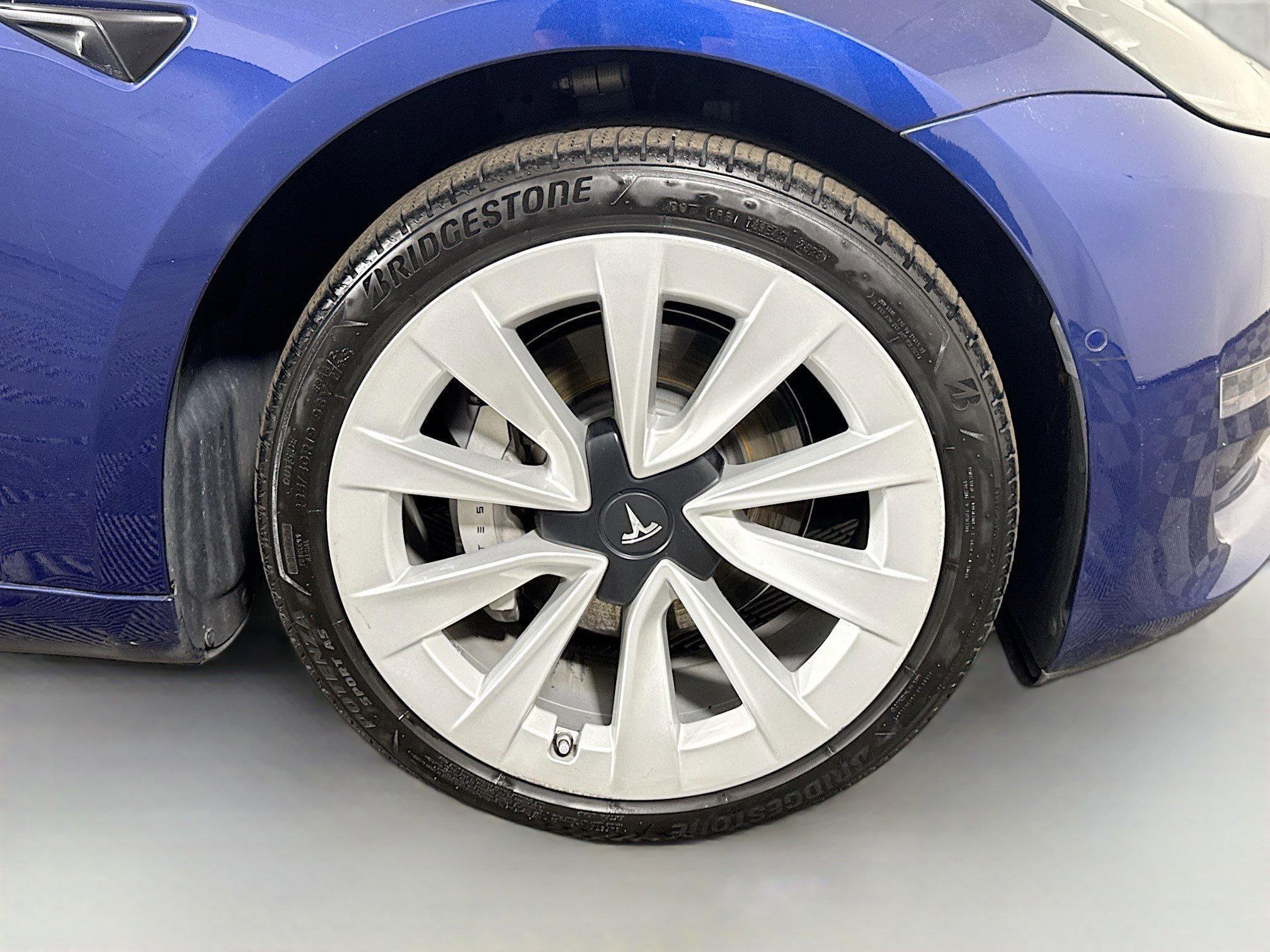 Used 2021 Tesla Model 3 Standard Range Plus image 31