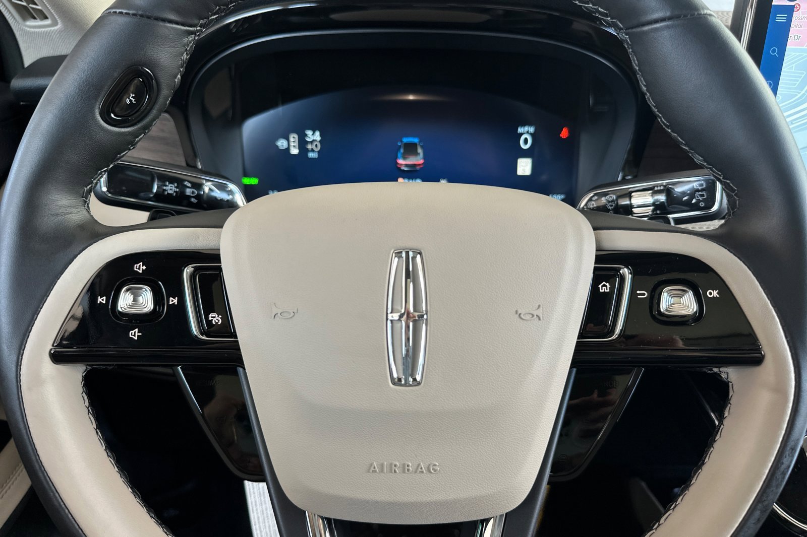 New 2025 Lincoln Corsair Grand Touring image 23