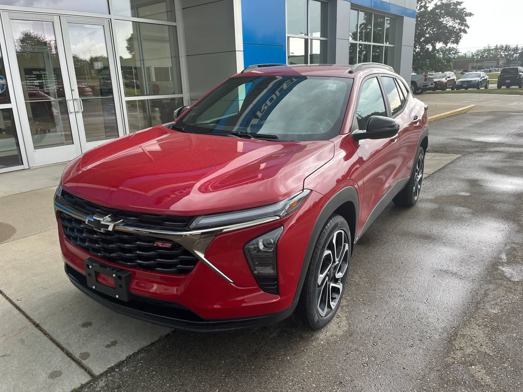 New 2026 Chevrolet Trax RS w/ Driver Confidence Package FWD image 1