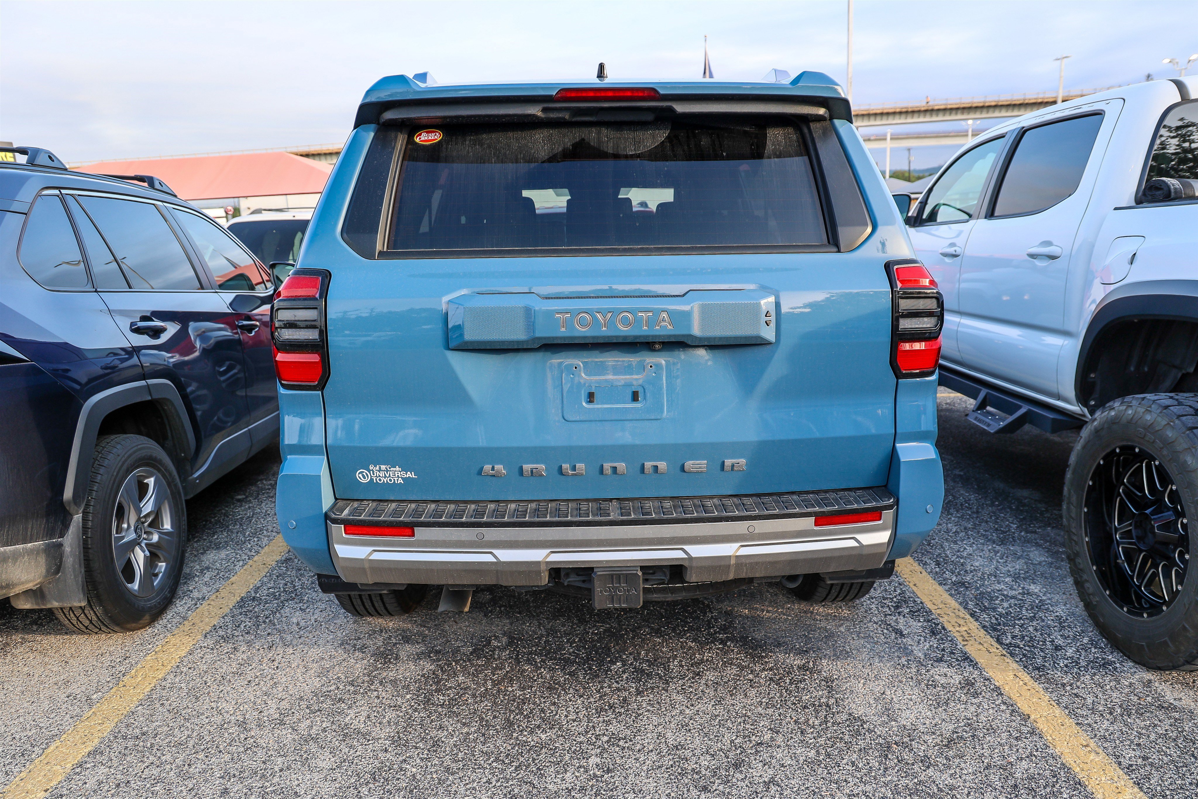 Used 2025 Toyota 4Runner Limited AWD/4WD image 7