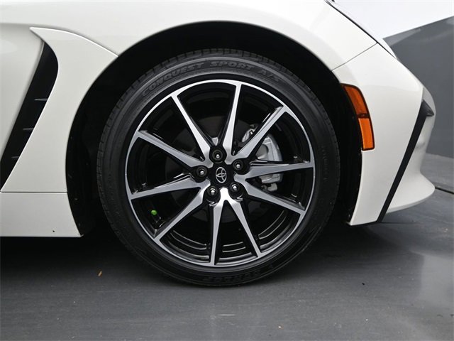 Used 2024 Toyota GR86 image 15