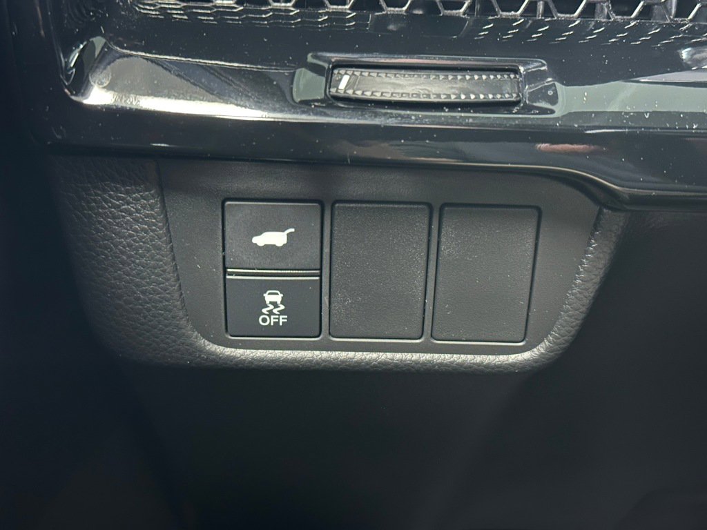 Used 2025 Honda CR-V Sport Touring image 9