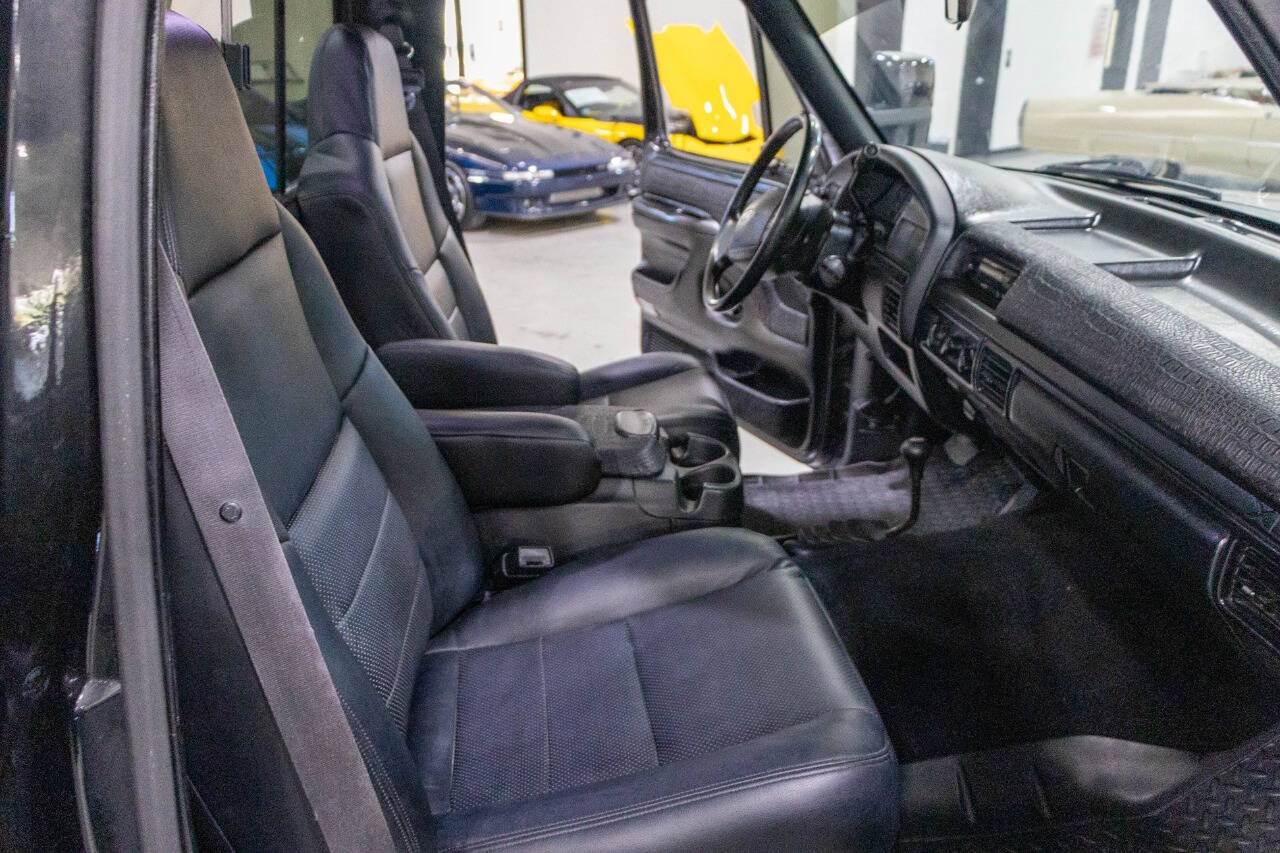 Used 1997 Ford F250 4x4 Regular Cab Heavy Duty image 29