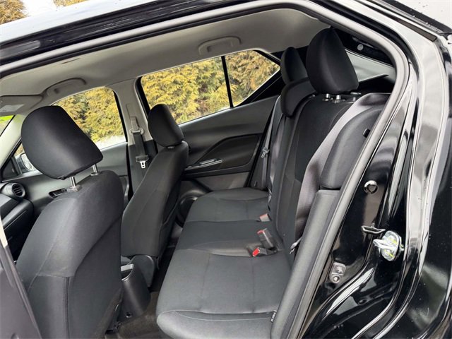 Used 2024 Nissan Kicks S image 10