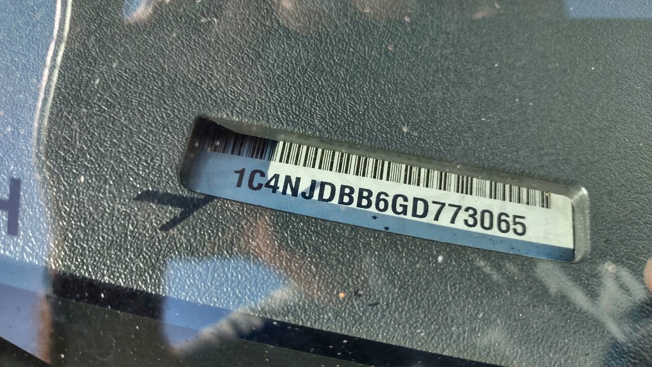 Used 2016 Jeep Compass Sport w/ Power Value Group image 7