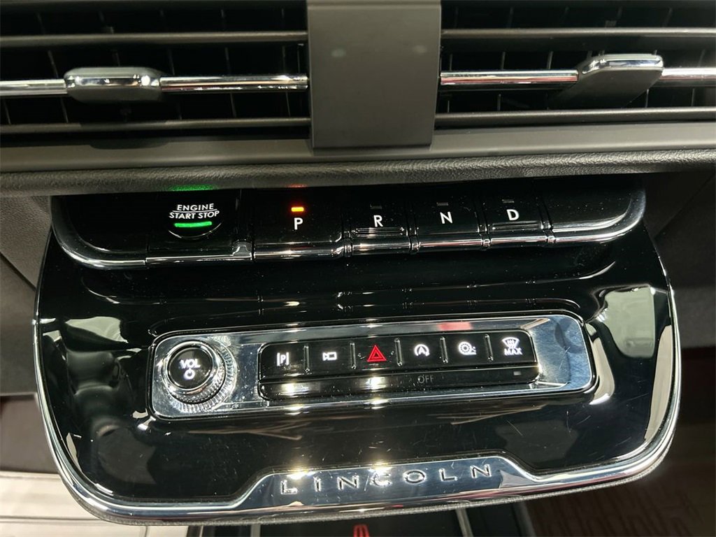 Used 2023 Lincoln Corsair Reserve w/ Equipment Group 201A image 18