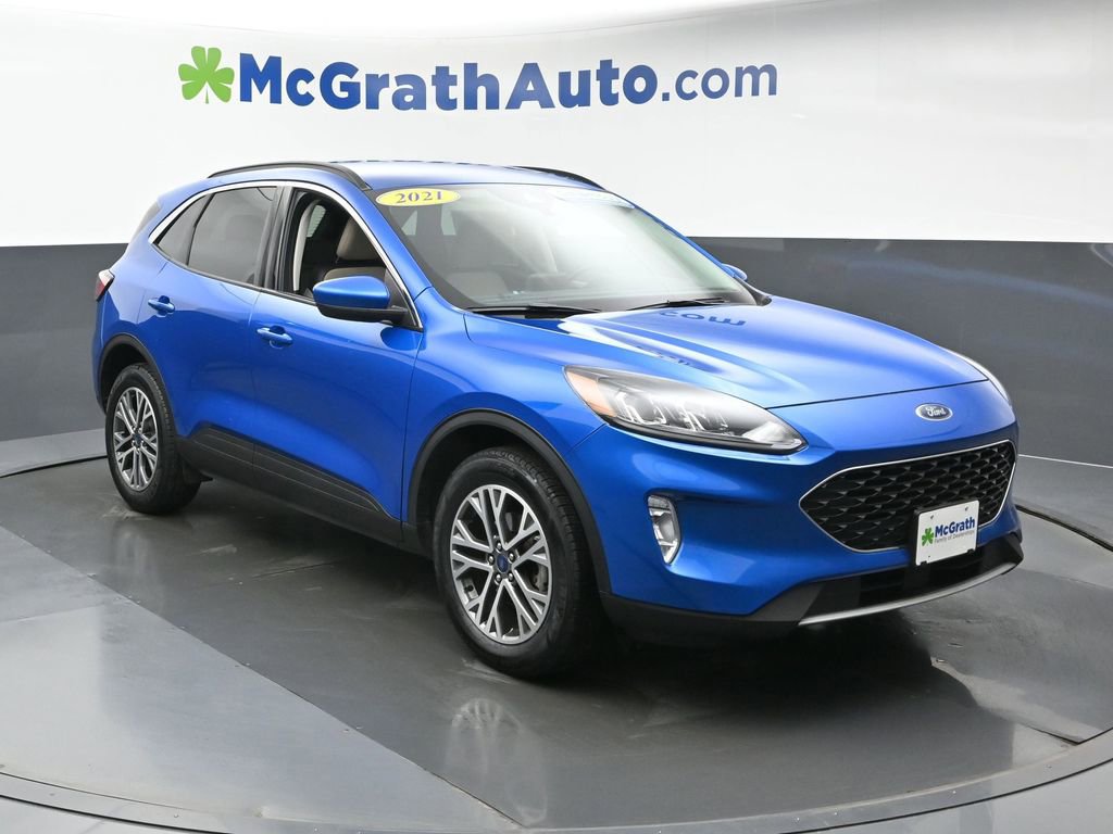 Used 2021 Ford Escape SEL image 2