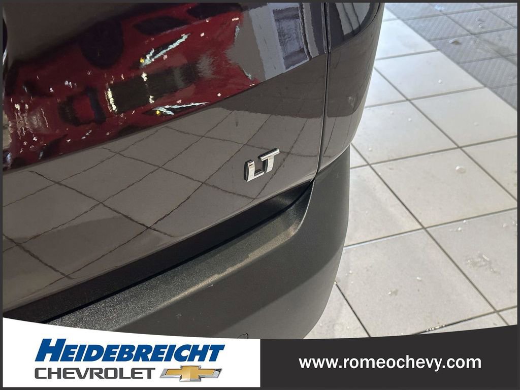 Certified 2023 Chevrolet Traverse LT image 12
