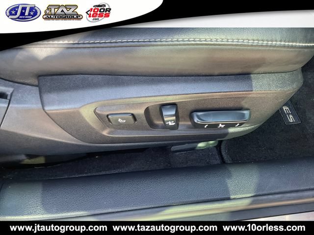Used 2014 Lexus ES 350 w/ Premium Package FWD image 15