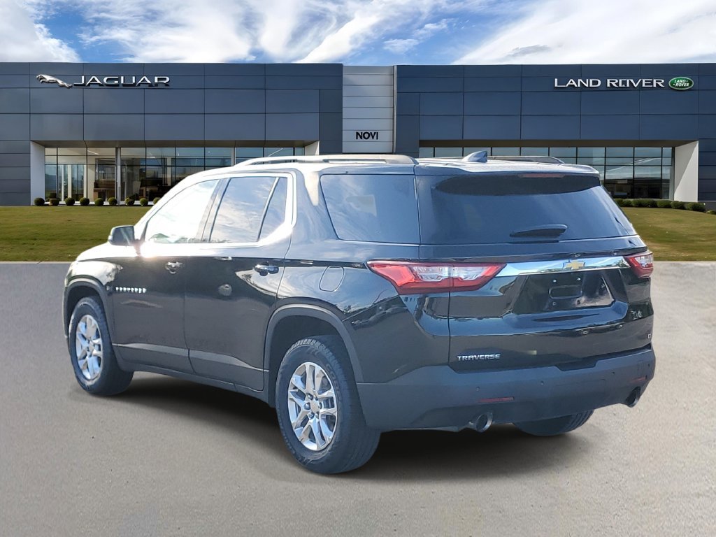 Used 2019 Chevrolet Traverse LT FWD image 4